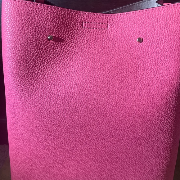 Never used Bucket Kate spade bag - Picture 3 of 7
